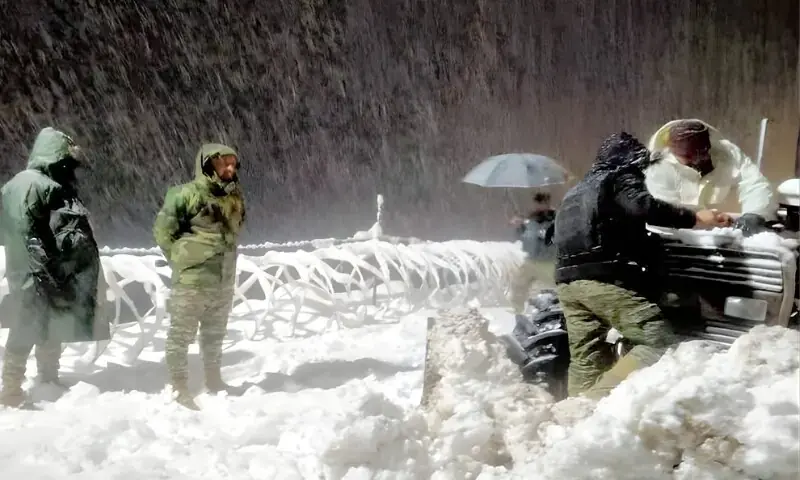 Army conducts relief operations as heavy snow disrupts life in Tirah Valley