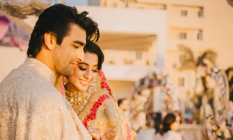 Actors Khaqan Shahnawaz and Sabeena Syed confirm marriage
