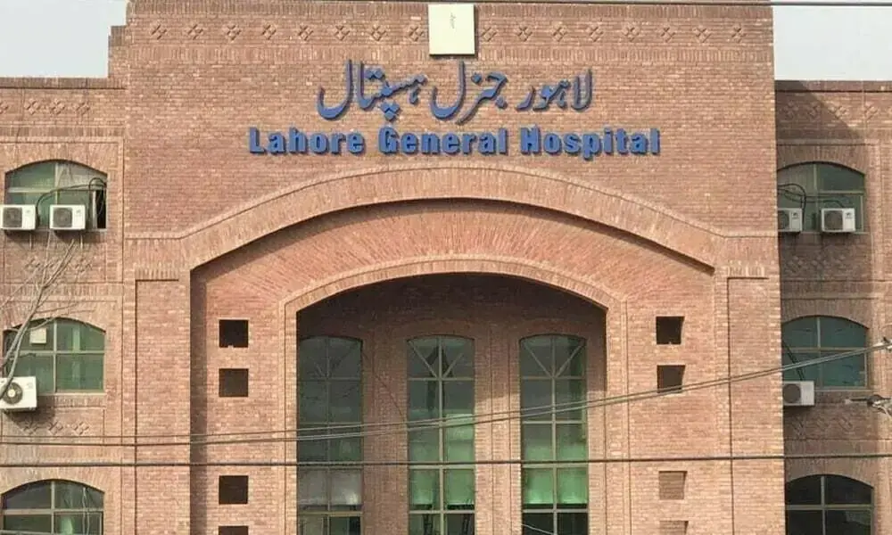Kasur assault case: Lahore General Hospital doctors save life of four-year-old girl