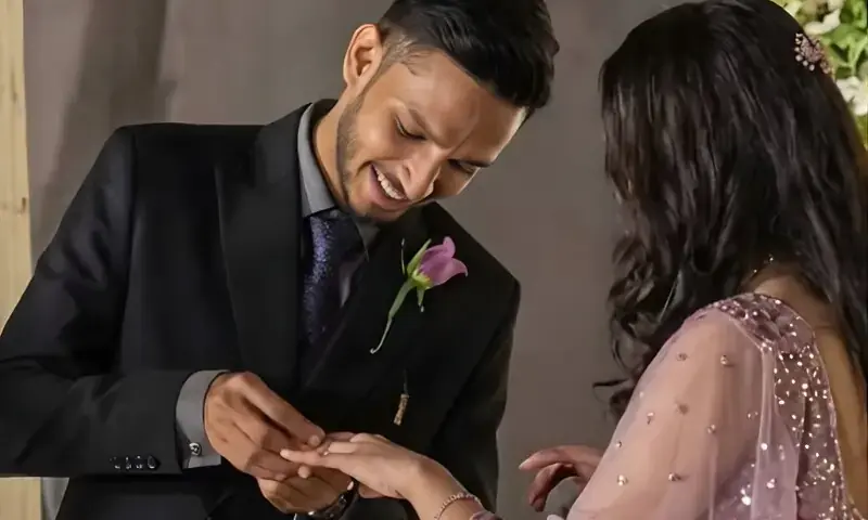 Talha Anjum of young stunners gets engaged