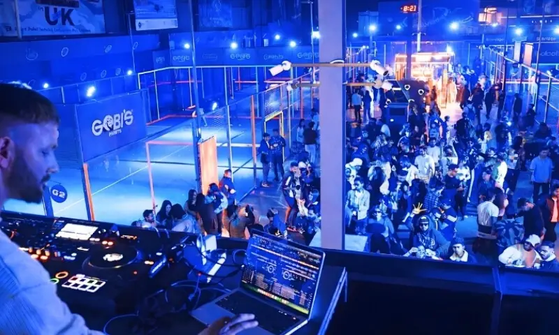 کراچی میں جین زی کی &rsquo;نشے سے پاک&lsquo; ریو پارٹی