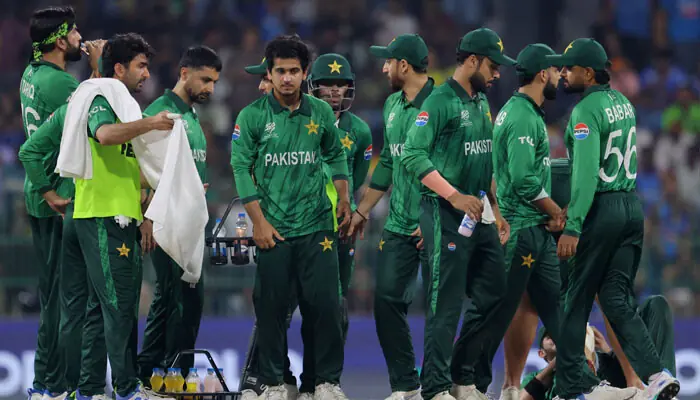 ٹی 20 ورلڈ کپ: بھارت سے شکست کے بعد پاکستان اب سپر 8 میں کیسے جاسکتا ہے؟