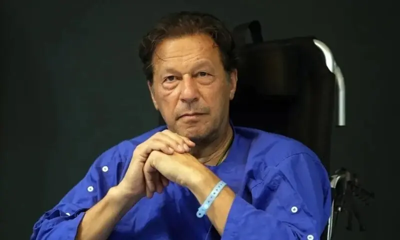 عمران خان کی آنکھ کا معائنہ: 70 فیصد ریکوری ہو چکی، رپورٹ سپریم کورٹ میں جمع