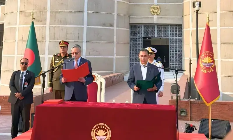 President Mohammed Shahabuddin officiated as Rahman and his cabinet took their oaths.