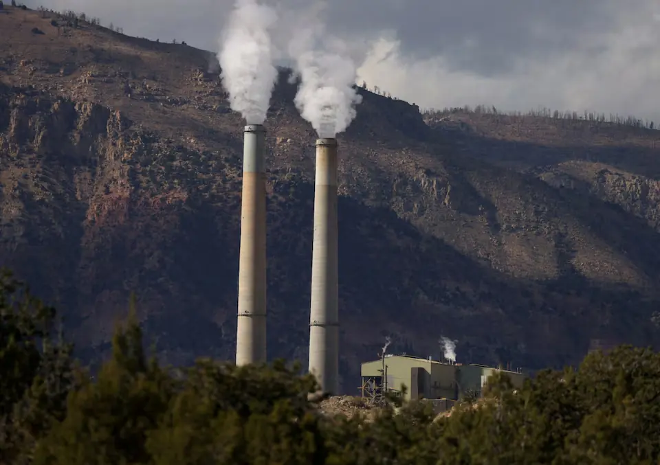 Trump EPA to weaken rule limiting harmful mercury, air toxics from coal plants