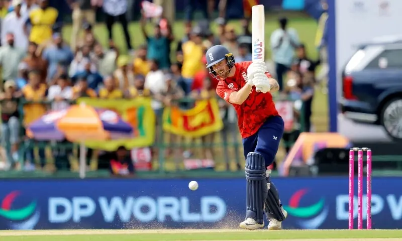 سپر ایٹ: انگلینڈ کا سری لنکا کو جیت کے لیے 146 رنز کا ہدف