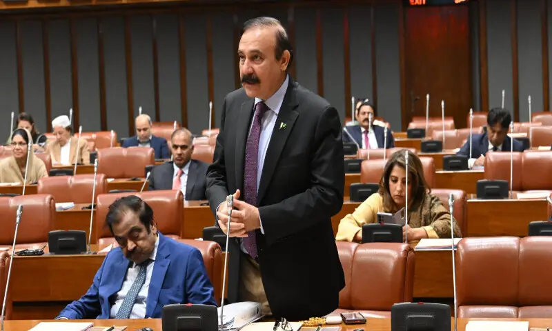 Imran Khan to receive another eye injection on March 24: Minister