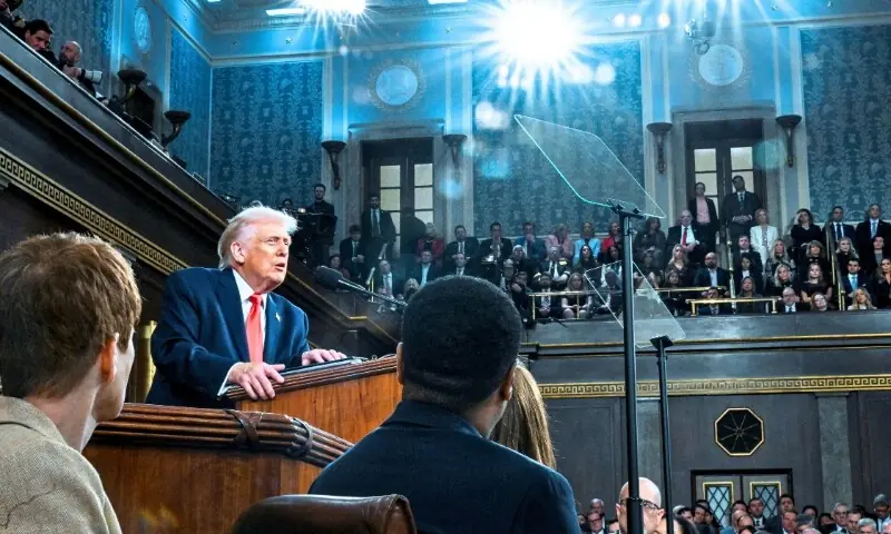 ٹرمپ کا سالانہ خطاب: ایپسٹین متاثرین اور خلابازوں سمیت کئی ٹرمپ پالیسی مخالفین کی شرکت