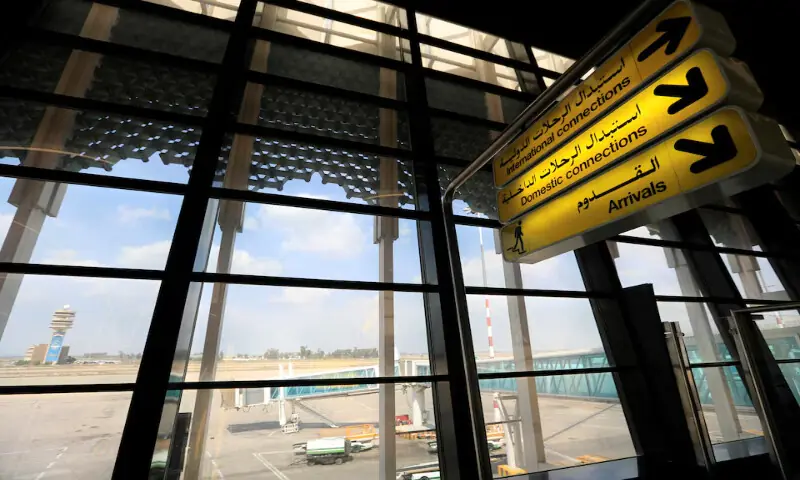 Iraq says Baghdad airport shut by technical fault, to reopen in hours