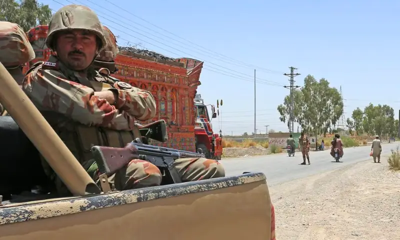 تربت میں گھر پر راکٹ حملہ اور فائرنگ، ایک ہی خاندان کے 6 افراد جاں بحق