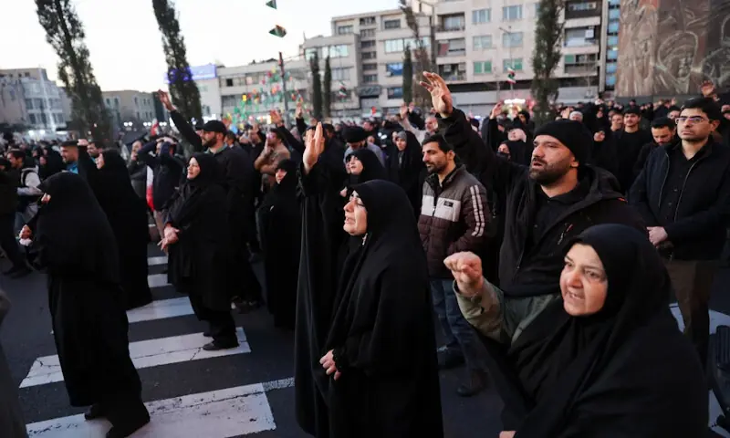 Tears and slogans: Iranians grieve Khamenei&rsquo;s death