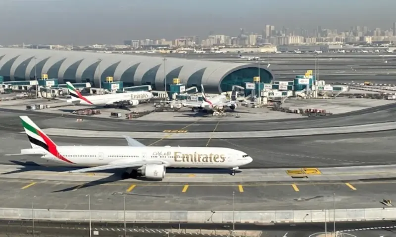 یو اے ای کا پروازیں منسوخ ہونے پر مسافروں کے قیام اور خوراک کے تمام اخراجات برداشت کرنے کا اعلان