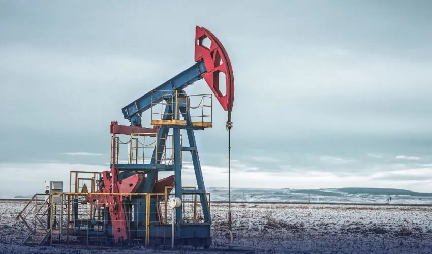 مشرق وسطیٰ کی کشیدگی: عالمی منڈی میں خام تیل کی قیمتوں میں ریکارڈ اضافہ