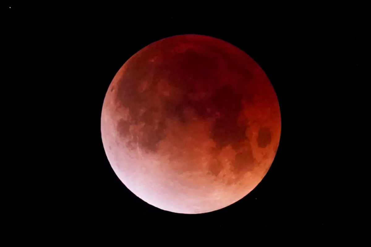 سال 2026 کا پہلا &rsquo;بلڈ مون&lsquo;
