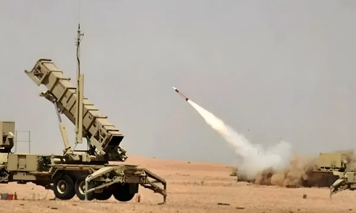 دفاعی نظام نے 4 ڈرون اور 3 کروز میزائل مار گرائے ہیں: سعودی وزارتِ دفاع