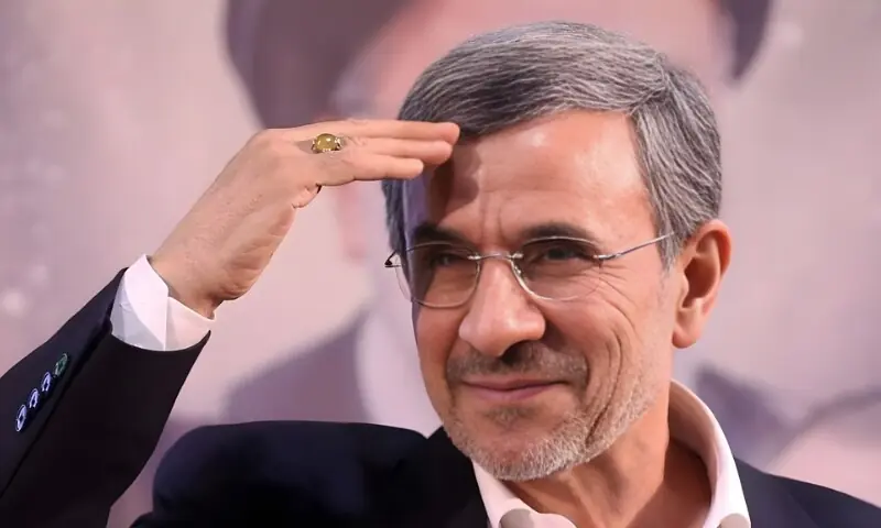 سابق ایرانی صدر احمدی نژاد زندہ ہیں، منظر عام پر آگئے