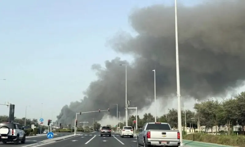 ابوظہبی میں ڈرون کا ملبہ شہریوں پر گرنے سے پاکستانی سمیت 6 شہری زخمی