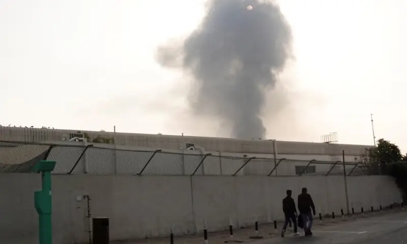 دبئی انٹرنیشنل ایئرپورٹ کے قریب ڈرون حملہ، فلائٹ آپریشن معطل