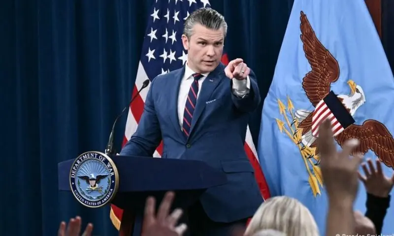 ایران پر مزید بڑے حملے کریں گے، امریکا جنگ جیت رہا ہے: امریکی سیکرٹری جنگ