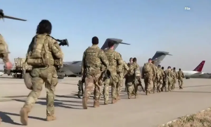 US deploys 2,000 paratroopers to Middle East amid Iran tensions