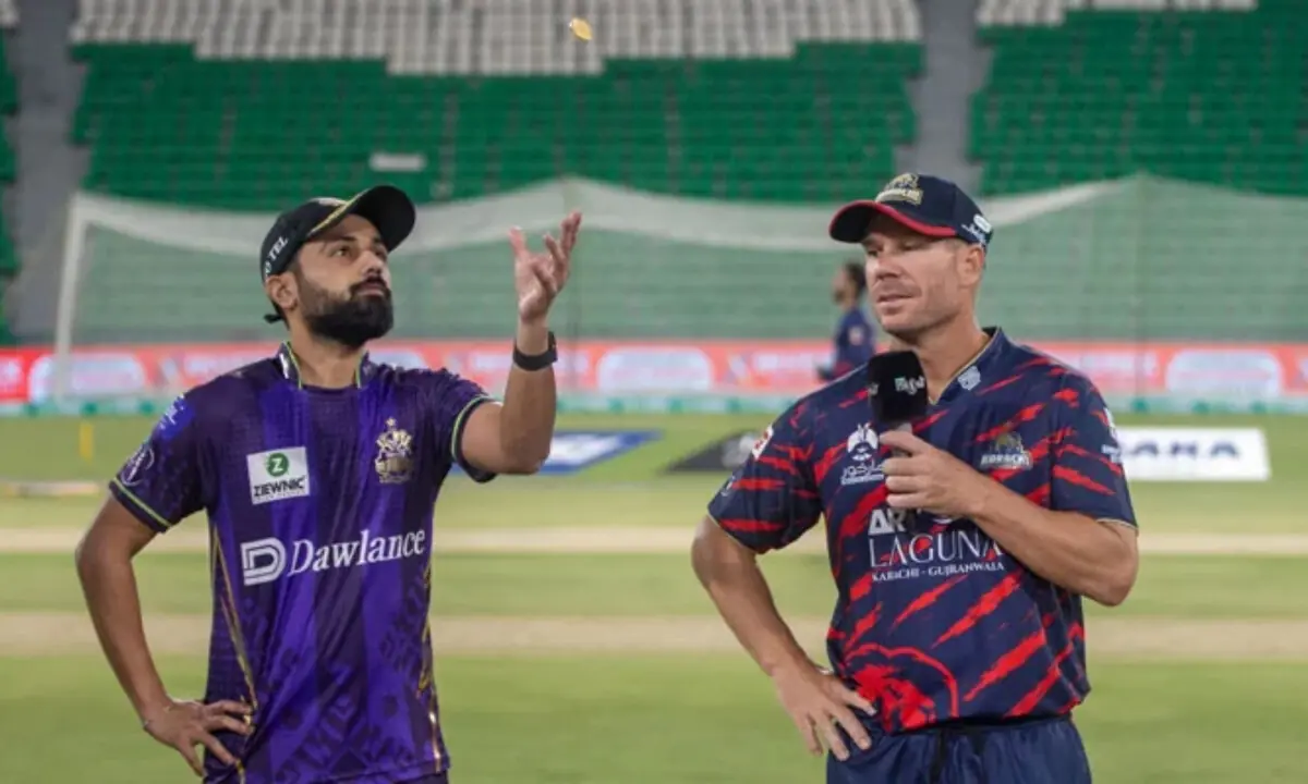 پی ایس ایل کا دوسرا میچ؛ کوئٹہ گلیڈی ایٹرز اور کراچی کنگز کا ٹاکرا جاری