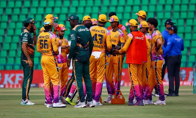 Peshawar Zalmi chase down 215 to beat Rawalpindi Pindiz in PSL thriller