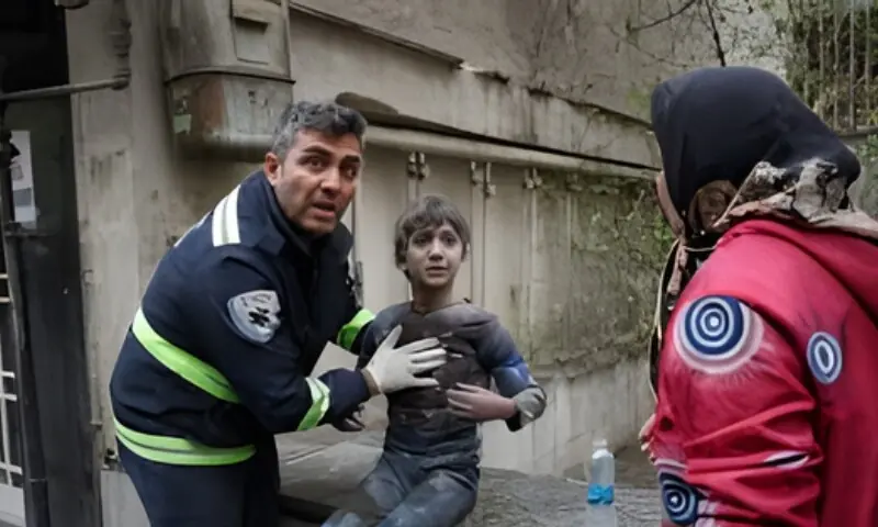 غزہ میں اسرائیلی حملے، پولیس چوکیوں پر بمباری، 6 افراد جاں بحق