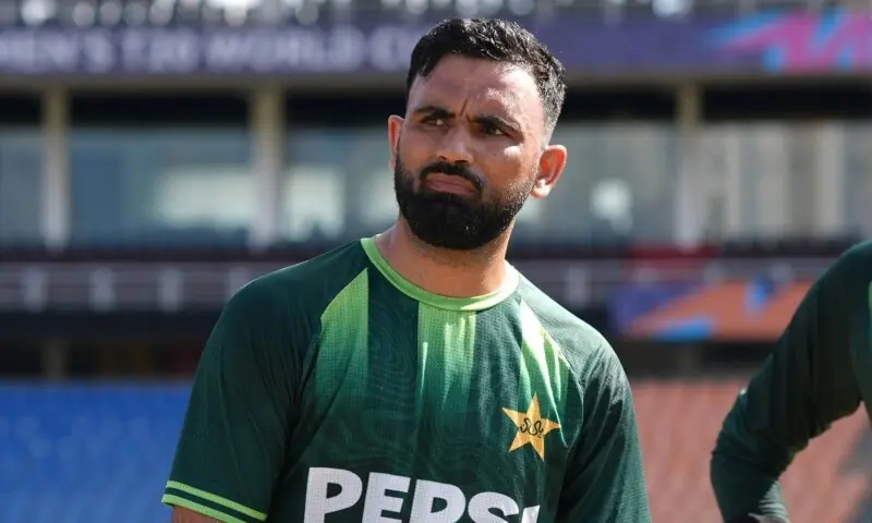 پی ایس ایل میں بال ٹیمپرنگ کا الزام، فخر زمان پر سنگین چارج عائد