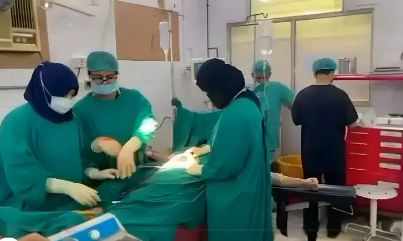 وائرل آپریشن ویڈیو تنازع: پنجاب کے ڈاکٹرز کی مستعفیٰ ہونے کی دھمکی