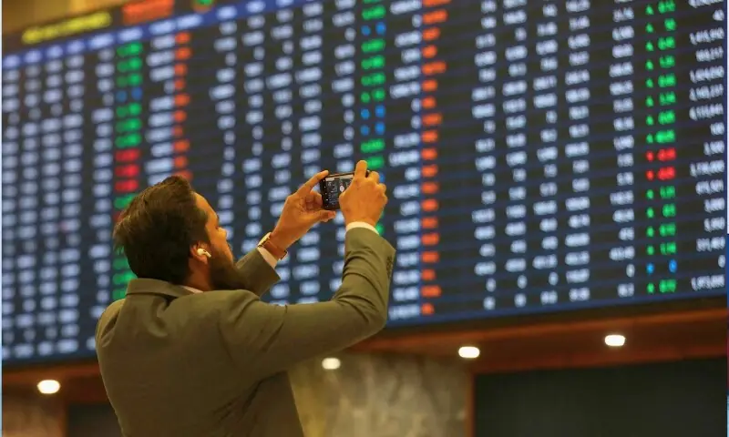 پاکستان اسٹاک ایکسچینج میں زبردست تیزی، سرمایہ کاروں کی چاندی ہوگئی