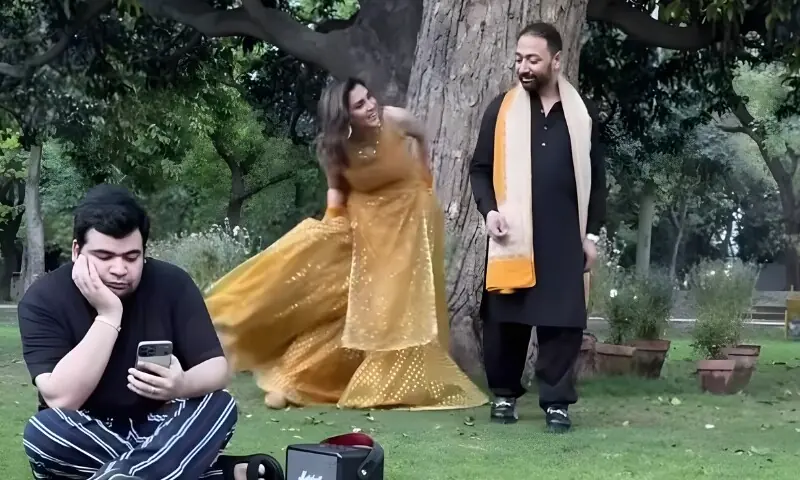 تیسری شادی کے بعد فضا علی سوشل میڈیا پر تنقید کی زد میں، رومانوی ویڈیوز پر سوالات