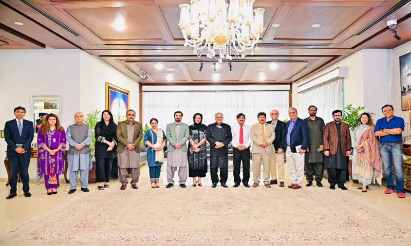 Deputy PM Ishaq Dar holds media briefing on foreign policy