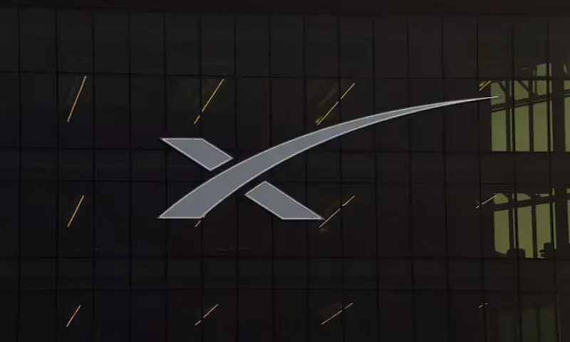 SpaceX lays out IPO details, targets early June roadshow