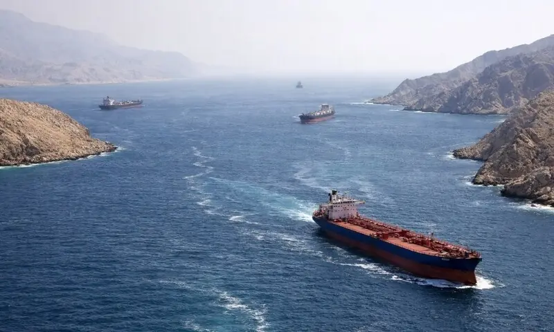 لبنان پر اسرائیلی حملوں کے بعد ایران نے آبنائے ہرمز کو ایک بار پھر بند کردیا