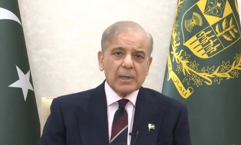 وزیراعظم نے پیٹرولیم مصنوعات کی قیمتوں میں کمی کا اعلان کردیا