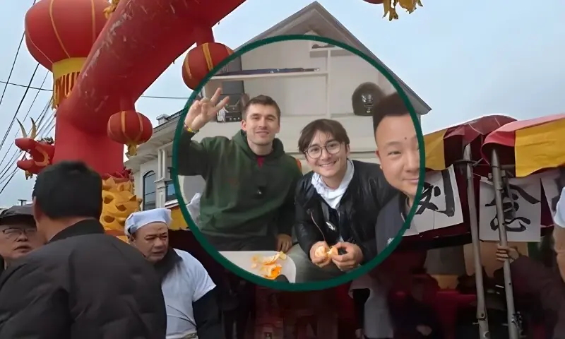 امریکی سیاح جنازے کے کھانے کو ریسٹورنٹ سمجھ بیٹھے، دلچسپ صورتحال وائرل