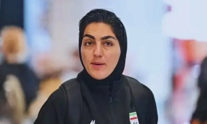 ایران نے خواتین فٹ بال ٹیم کی کپتان کے اثاثے بحال کر دیے
