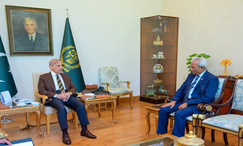 PM, Sindh governor discuss ceasefire diplomacy, provincial matters