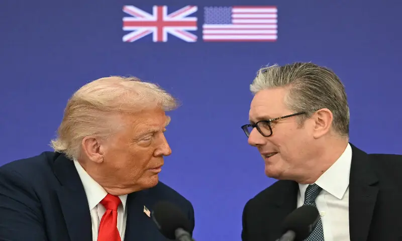 Starmer says &lsquo;won&rsquo;t yield&rsquo; to Trump&rsquo;s Mideast war threats