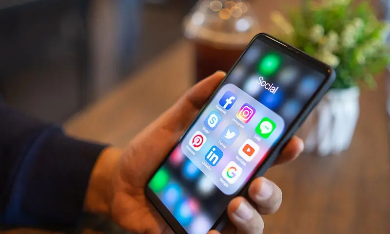 سرکاری ملازمین کو بلاگ، ولاگ اور میڈیا پلیٹ فارم چلانے کے لیے اجازت درکار