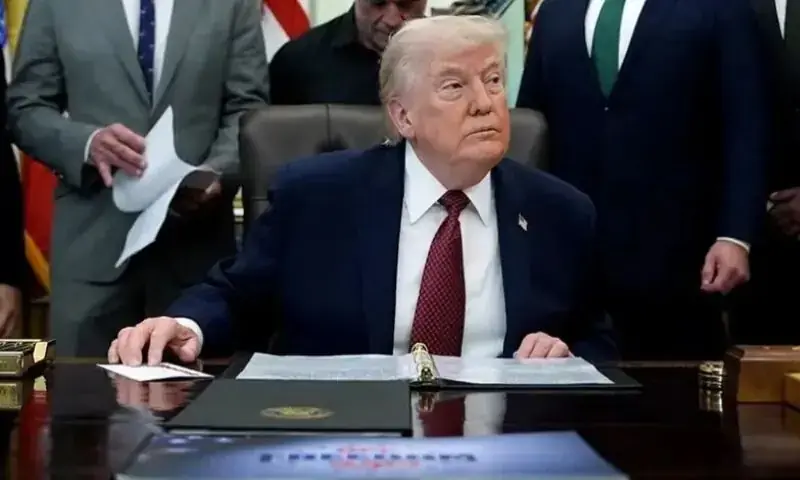 امریکی نمائندے ایران سے مذاکرات کے لیے کل اسلام آباد پہنچیں گے: صدر ٹرمپ