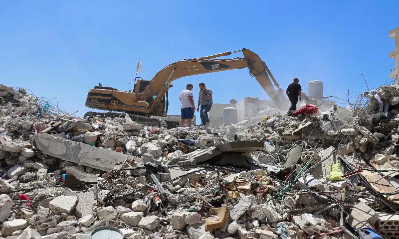 Israeli army says six Hezbollah militants killed in south Lebanese town