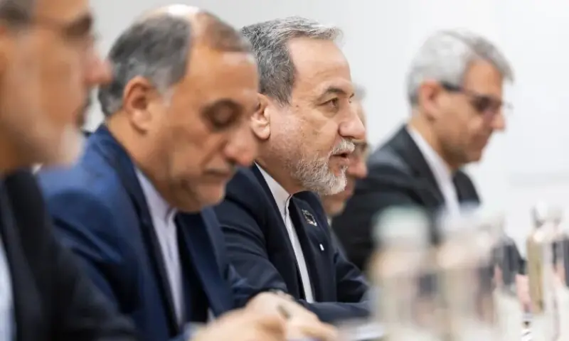 آبنائے ہرمز کھولنے اور جنگ ختم کرنے کے لیے ایران کی امریکا کو نئی پیشکش