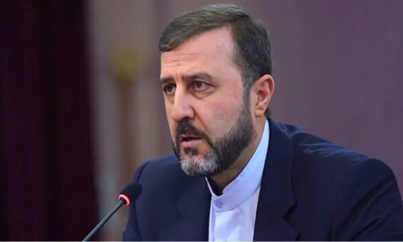 امریکا کو سفارت کاری یا محاذ آرائی میں سے کسی ایک کا انتخاب کرنا ہوگا: کاظم غریب آبادی