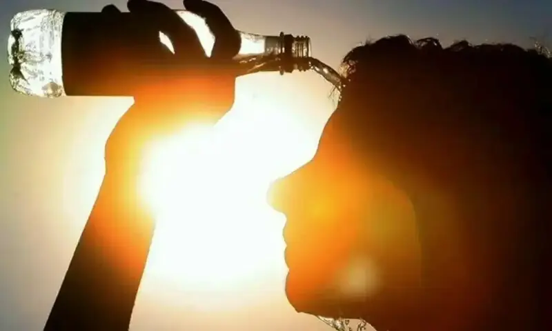 Karachi braces for intense heat: Temperatures to hit 40&deg;C, 'feels like' 45&deg;C