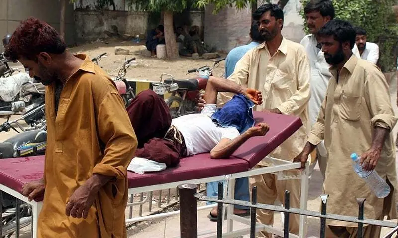کراچی میں قیامت خیز گرمی سے 8 افراد جاں بحق، 2 روز میں اموات 14 ہوگئیں