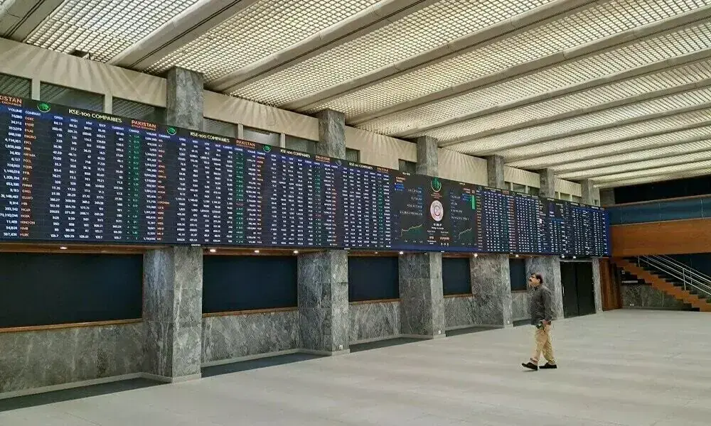 PSX rallies after volatile session amid trade deficit concerns