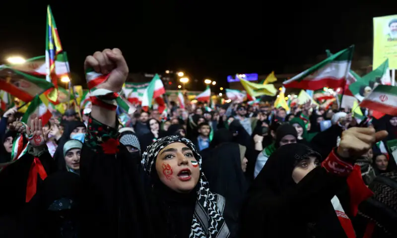 Trump sees swift end to war as Iran reviews US peace proposal