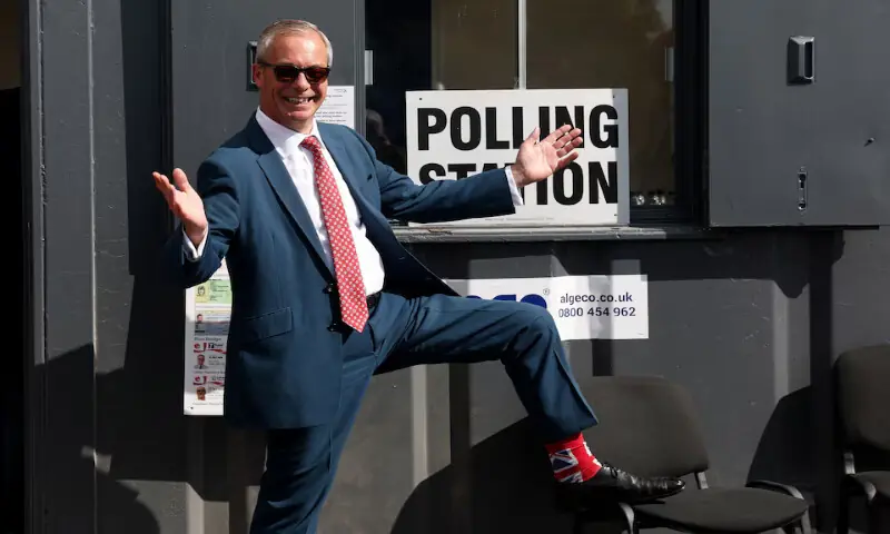 Britain&rsquo;s Reform UK leader Nigel Farage poses outside a polling station in Walton-on-the-Naze, Britain, on Thursday. &ndash; Reuters