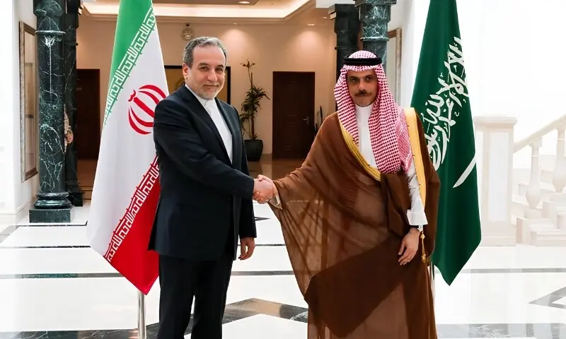 ایران کے وزیرِ خارجہ کا 24 گھنٹوں میں دوسری مرتبہ سعودی ہم منصب سے رابطہ